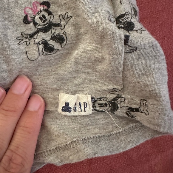 Gap Disney Minnie Mouse long sleeve shirt - Picture 4 of 4